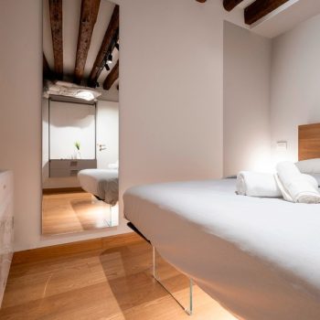 Suite 2 floor - Bedroom